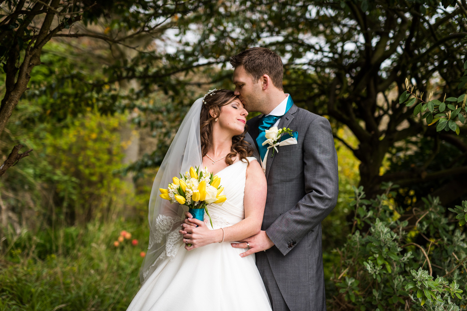 Lympne Castle reception – Wedding photography – Lucie & Steve